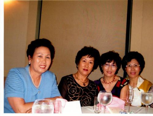 mom friends1